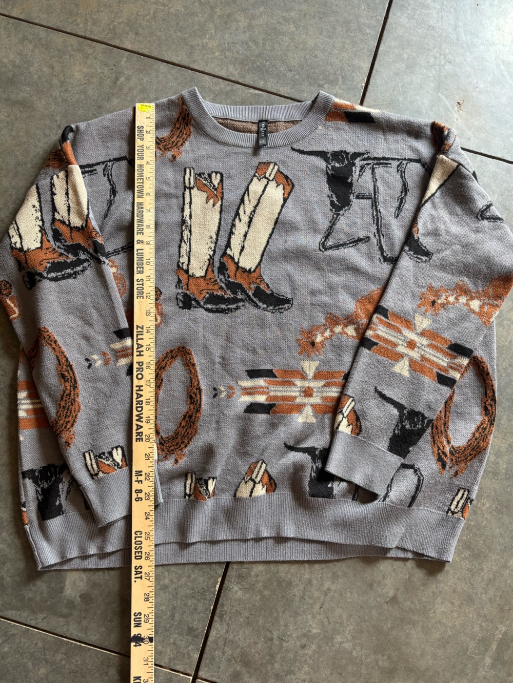 Women’s Grey Southwestern Boot & Rope Pattern Sweater Oversized - Picture 2 of 5